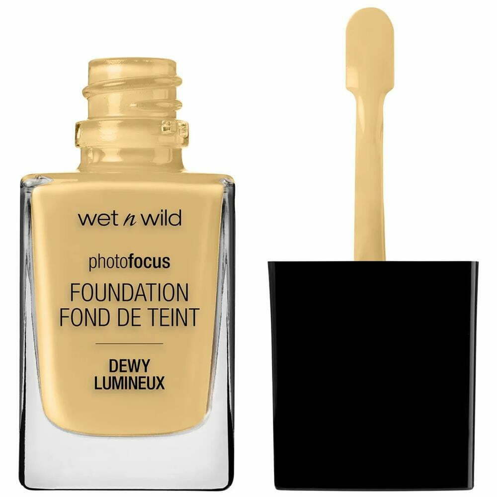 WET N WILD PHOTO FOCUS DEWY FOUNDATION