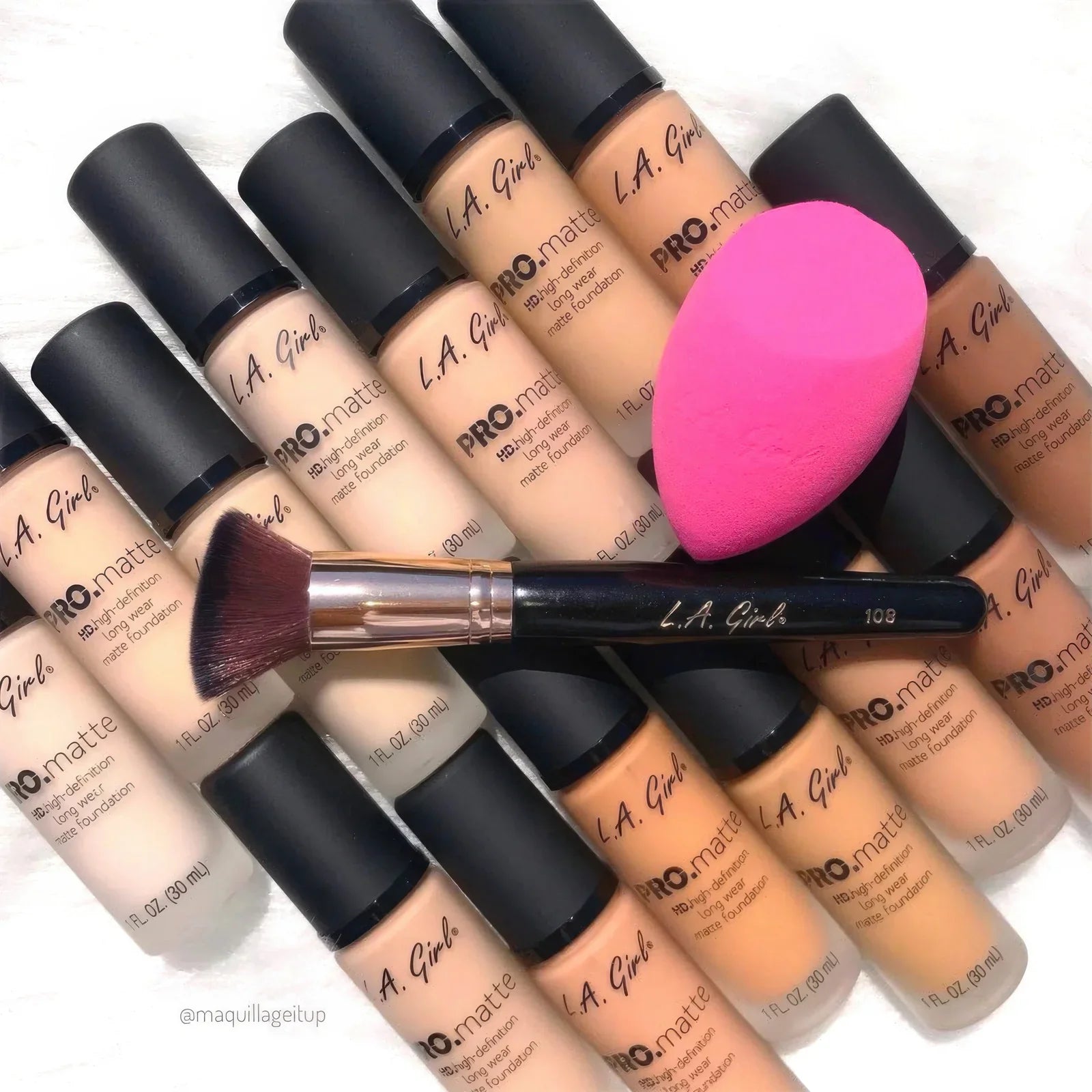 L.A. Girl HD PRO Matte Foundation – Shade GLM676 Light Tan