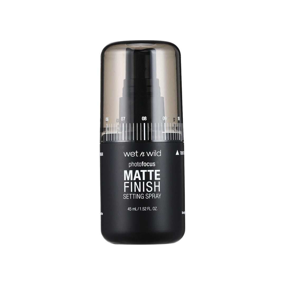 Wet n Wild Photo Focus Matte Finish Setting Spray | 45ml Weightless Oil-Control Mist | No-Flashback Makeup Sealer | Pink Flash BD - Pink Flash BD